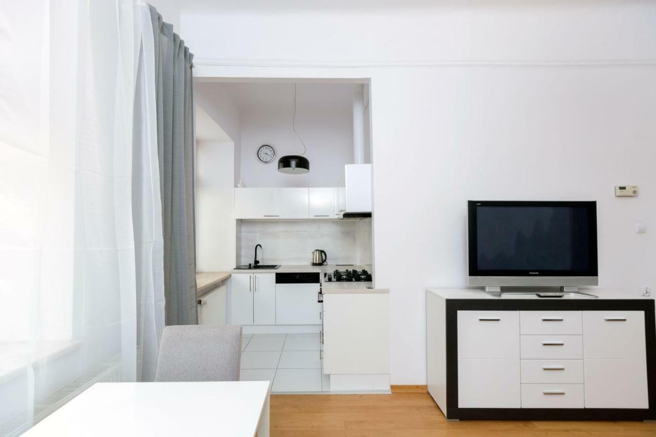 Apartment - Old Town - Cyrulicza Lublin Eksteriør billede